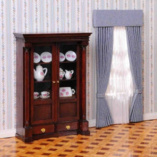 Last inn bildet i Galleri-visningsprogrammet, Biedermeier display cabinet