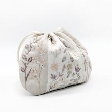 Last inn bildet i Galleri-visningsprogrammet, Paulette two-tone pouch