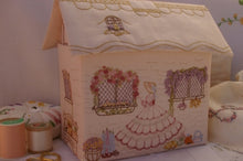 Last inn bildet i Galleri-visningsprogrammet, The needlewoman's cottage