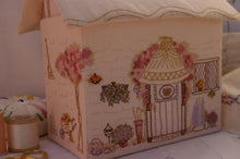 Last inn bildet i Galleri-visningsprogrammet, The needlewoman's cottage