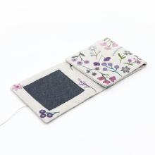 Last inn bildet i Galleri-visningsprogrammet, Flower needle holder - Purple

